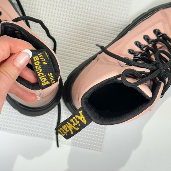 Dr Martens Combs Combat Boots Ankle Pink Lace Up Lug Sole Womens US 6 - Picture 10 of 13